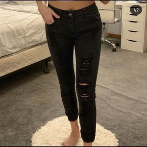 Ripped skinny jeans